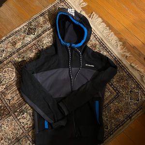 Women’s Columbia hoodie sweatshirt